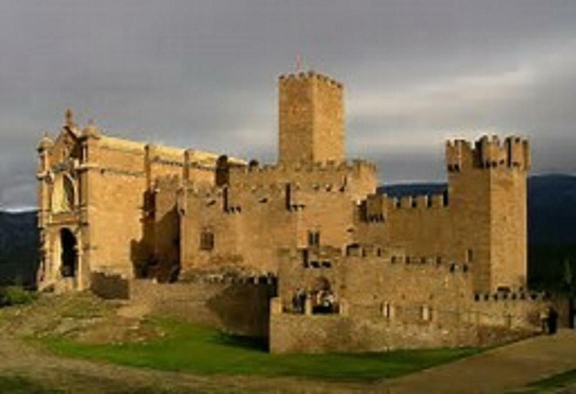 Bienvenidos A Vuestra Casa! Lägenhet Sansoáin Exteriör bild